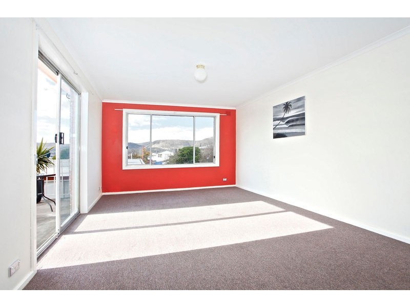 2/87 Box Hill Road, Claremont TAS 7011