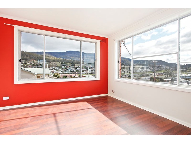 2/87 Box Hill Road, Claremont TAS 7011