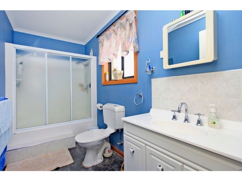 12 Bastian Street, Lawitta TAS 7140