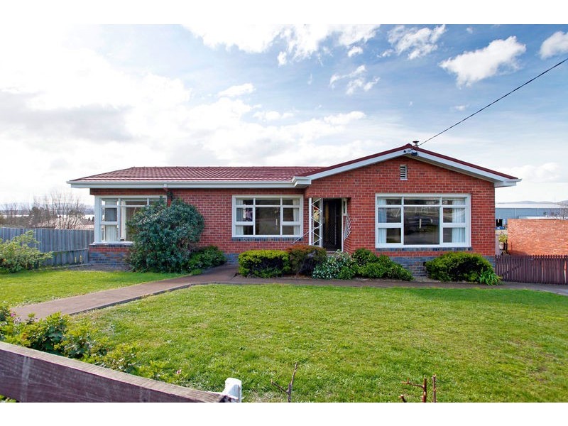 563 Main Road, Montrose TAS 7010
