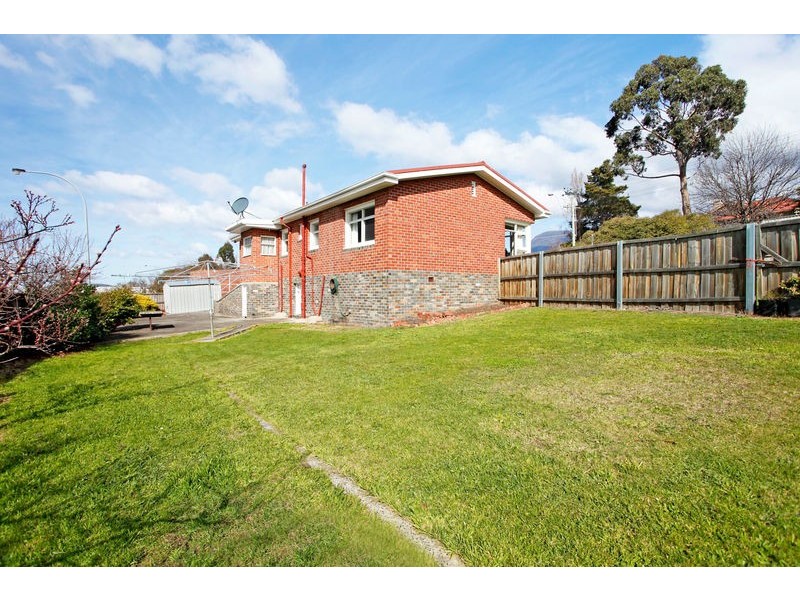 563 Main Road, Montrose TAS 7010