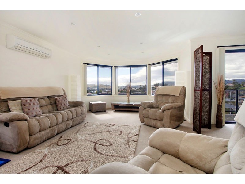 14 Govett Rise, Austins Ferry TAS 7011