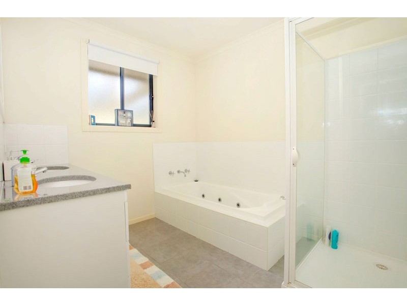 14 Govett Rise, Austins Ferry TAS 7011