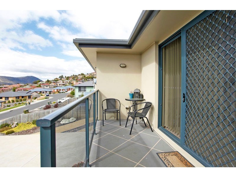 14 Govett Rise, Austins Ferry TAS 7011