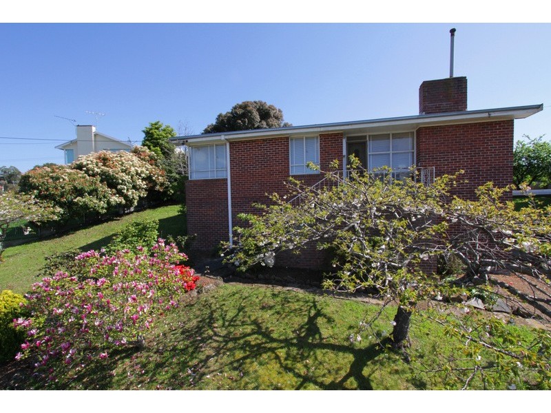 14 Tootonga Street, Chigwell TAS 7011
