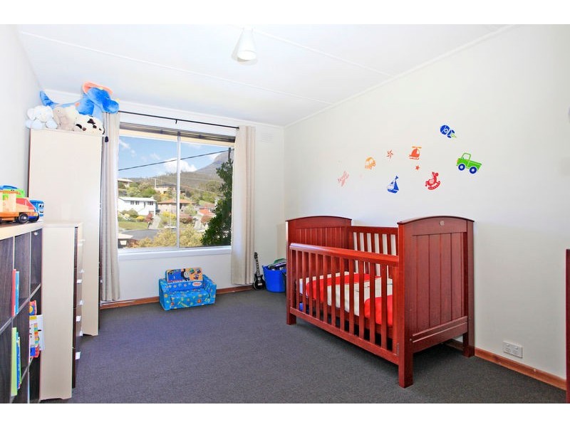 15 Devines Road, Glenorchy TAS 7010