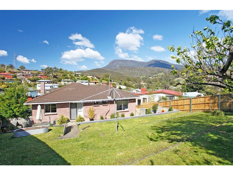 15 Devines Road, Glenorchy TAS 7010