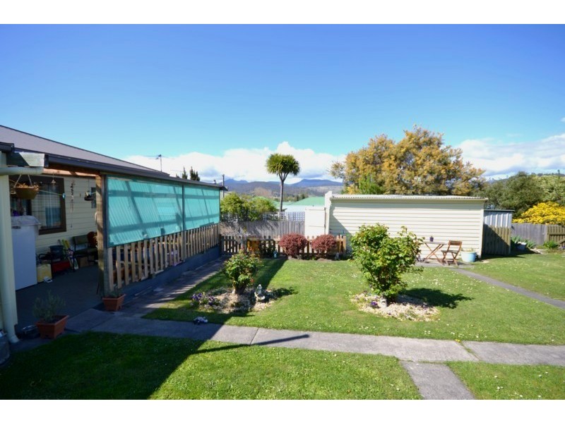 16 Seventh Avenue, New Norfolk TAS 7140