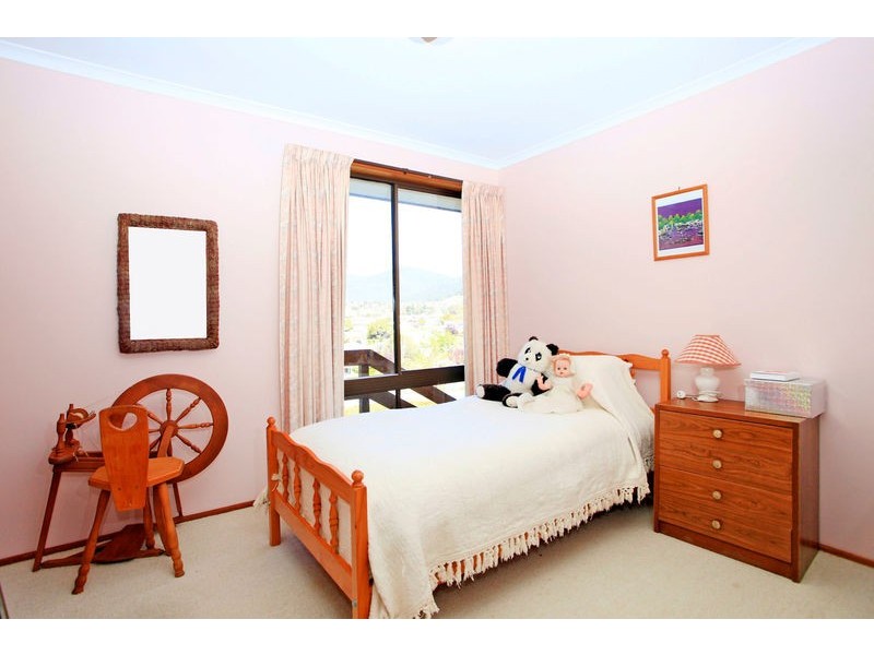 1 Cohen Court, Claremont TAS 7011