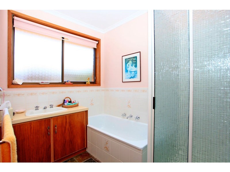 1 Cohen Court, Claremont TAS 7011