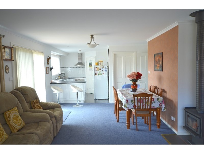 2/41 Madison Avenue, Brighton TAS 7030