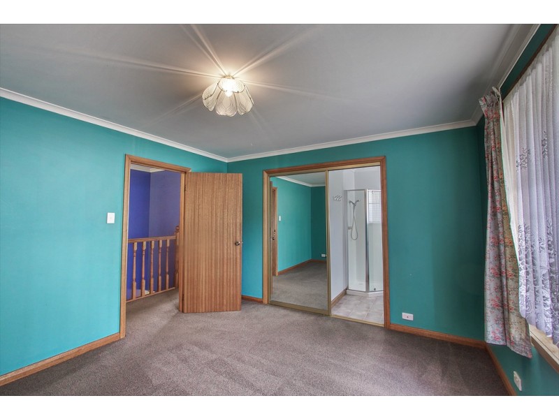 54 Lucinda Parade, Lutana TAS 7009