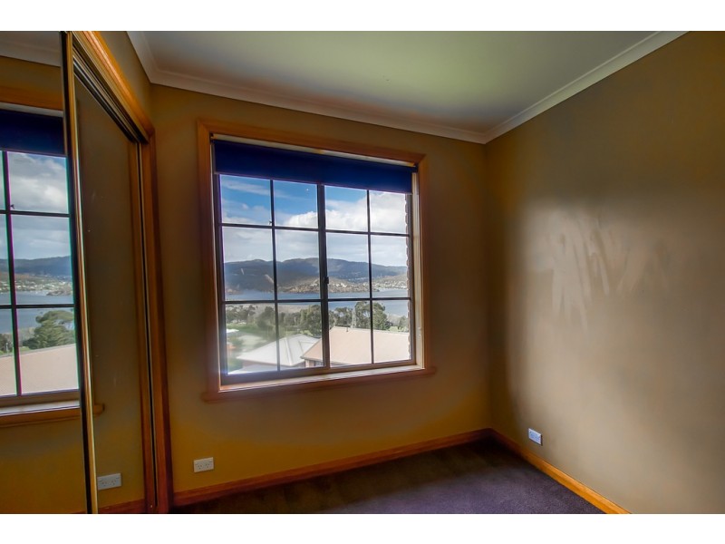 54 Lucinda Parade, Lutana TAS 7009