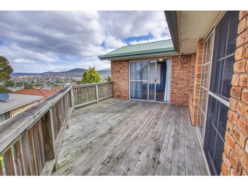54 Lucinda Parade, Lutana TAS 7009
