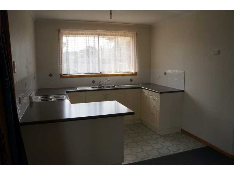 8/4 Ford Road, Brighton TAS 7030