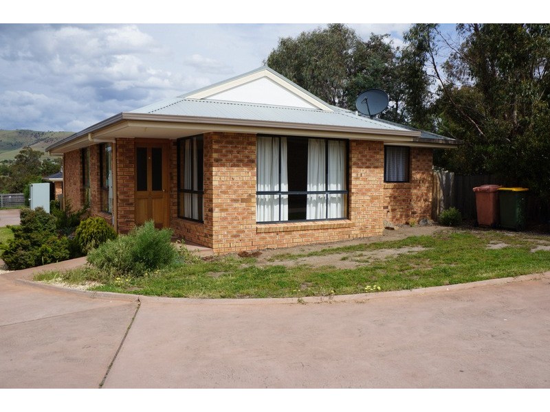 8/4 Ford Road, Brighton TAS 7030