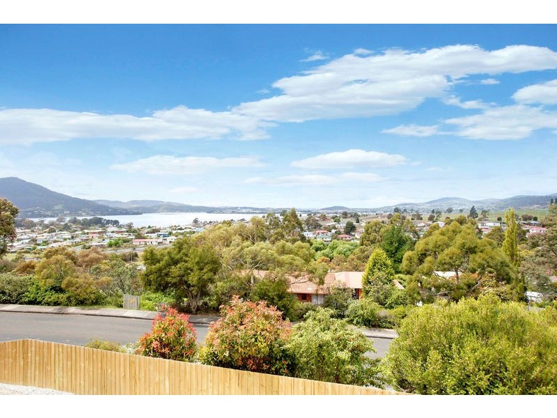 53 Canberra Road, Claremont TAS 7011