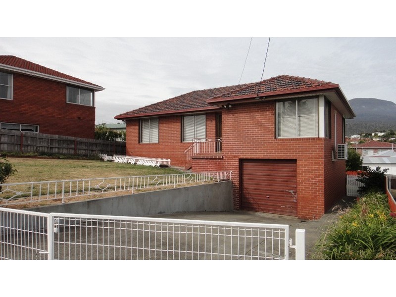 13 Tenth Avenue, West Moonah TAS 7009