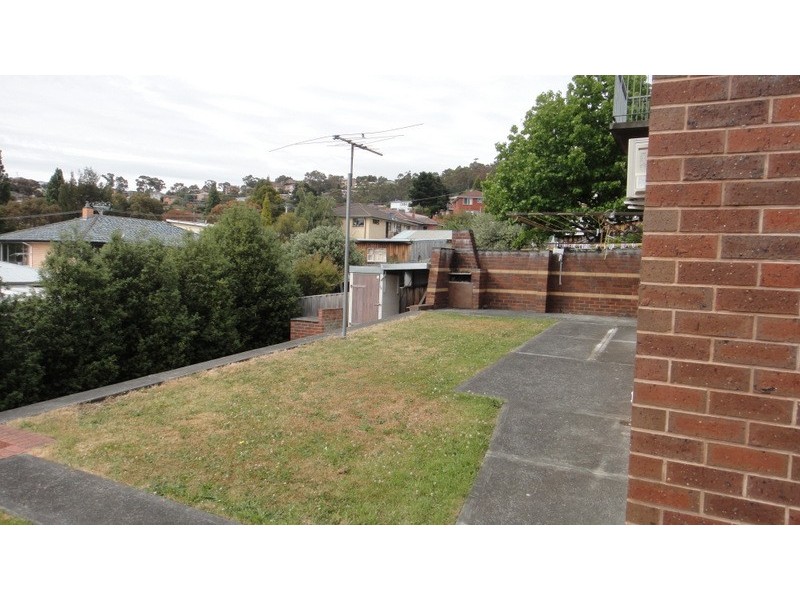 3 Corinda Grove, West Moonah TAS 7009