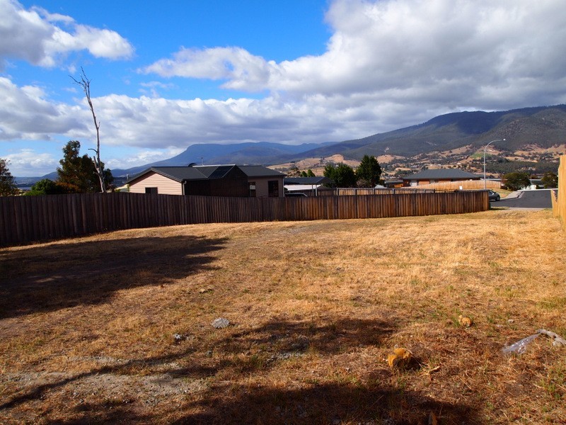 8 Beatrice Place, Bridgewater TAS 7030