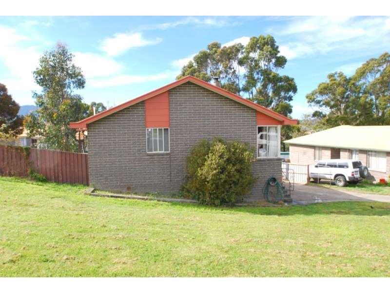 29 Calvert Crescent, Herdsmans Cove TAS 7030