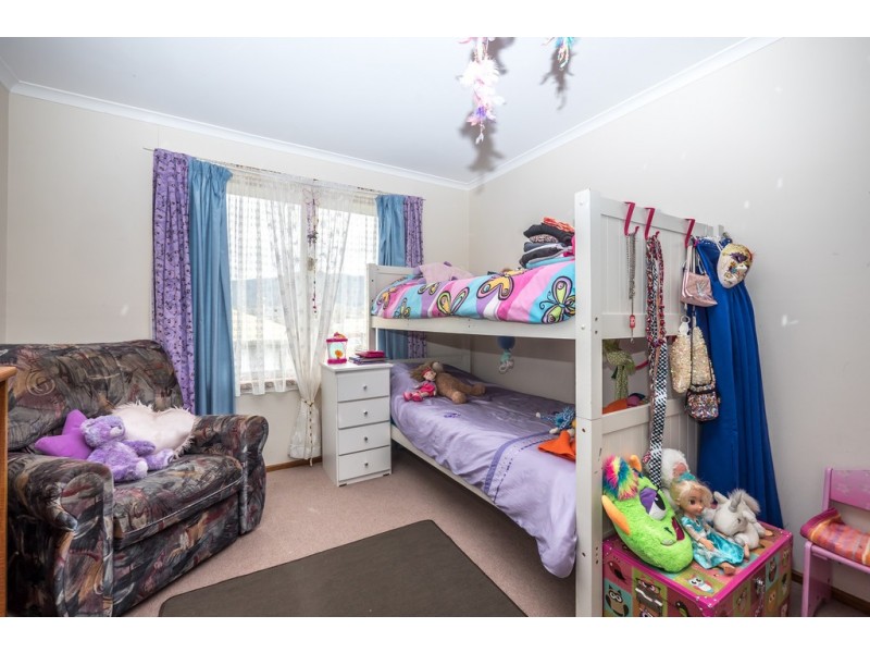 29 Calvert Crescent, Herdsmans Cove TAS 7030