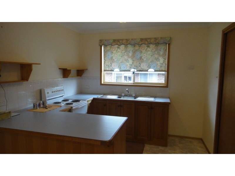 6-211 Tolosa Street, Glenorchy VIC 3385