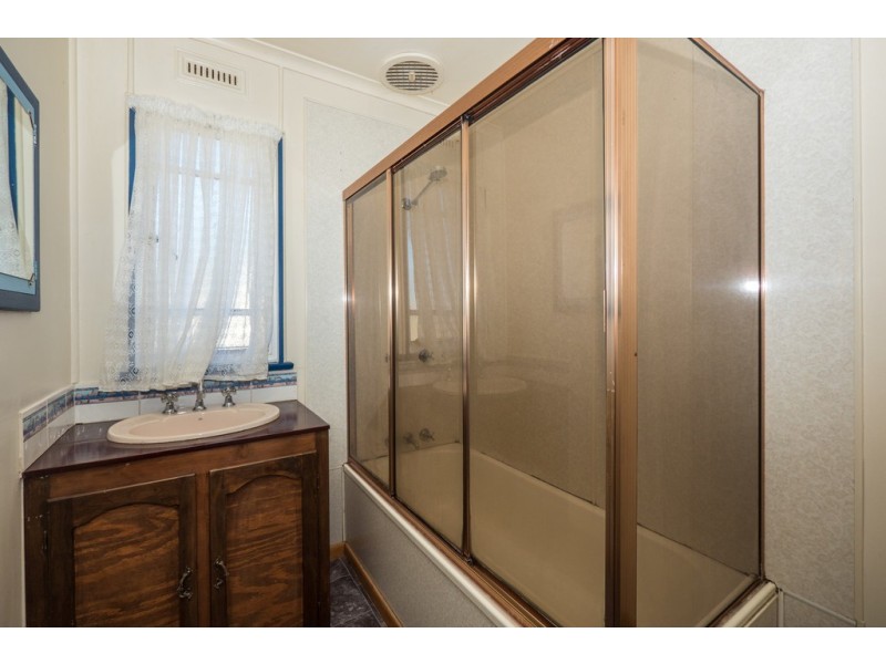 33 Norman Circle, Glenorchy TAS 7010