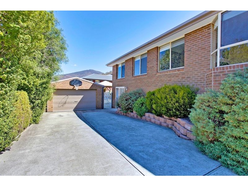 9 Rosanna Court, Claremont TAS 7011