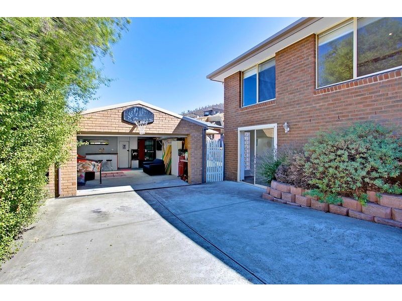 9 Rosanna Court, Claremont TAS 7011