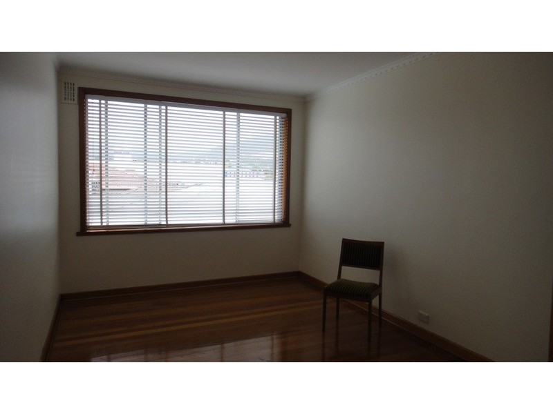 2/3 Swallow Parade, Glenorchy TAS 7010