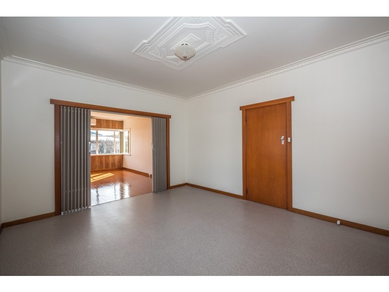 1/5 Swallow Parade, Glenorchy TAS 7010