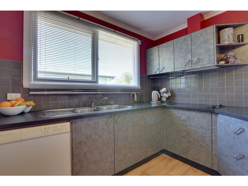 14 Southview Crescent, New Norfolk TAS 7140