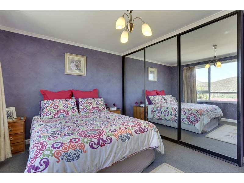 14 Southview Crescent, New Norfolk TAS 7140