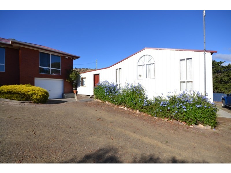 9 Chichester Street, New Norfolk TAS 7140