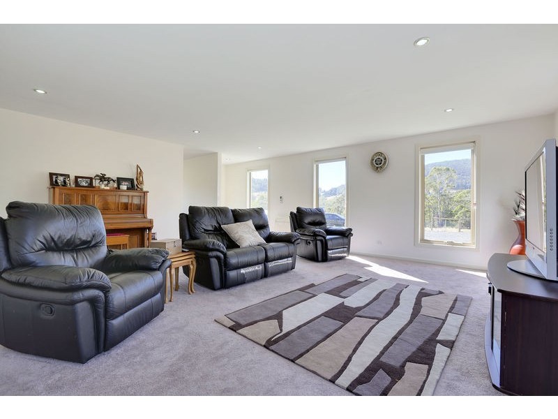 55 Mill Road, Collinsvale TAS 7012