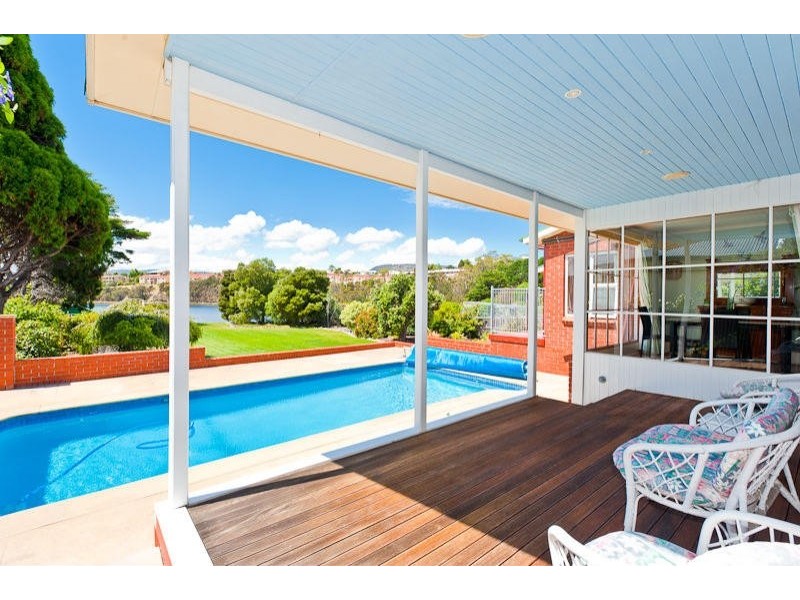 6 Bilton Walk, Claremont TAS 7011