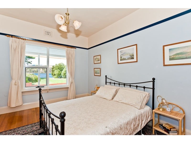 6 Bilton Walk, Claremont TAS 7011