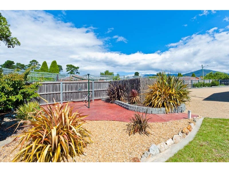 6 Bilton Walk, Claremont TAS 7011