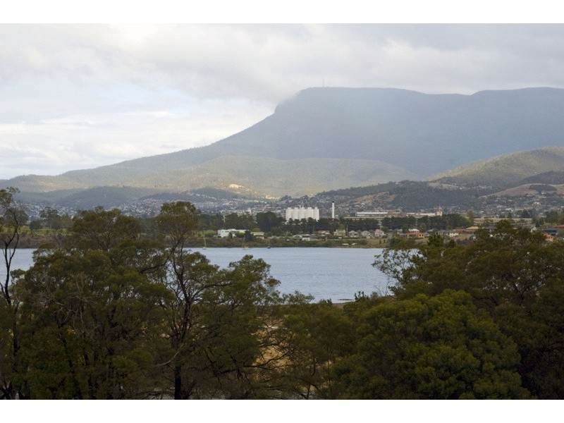 14 Sandstone Place, Old Beach TAS 7017