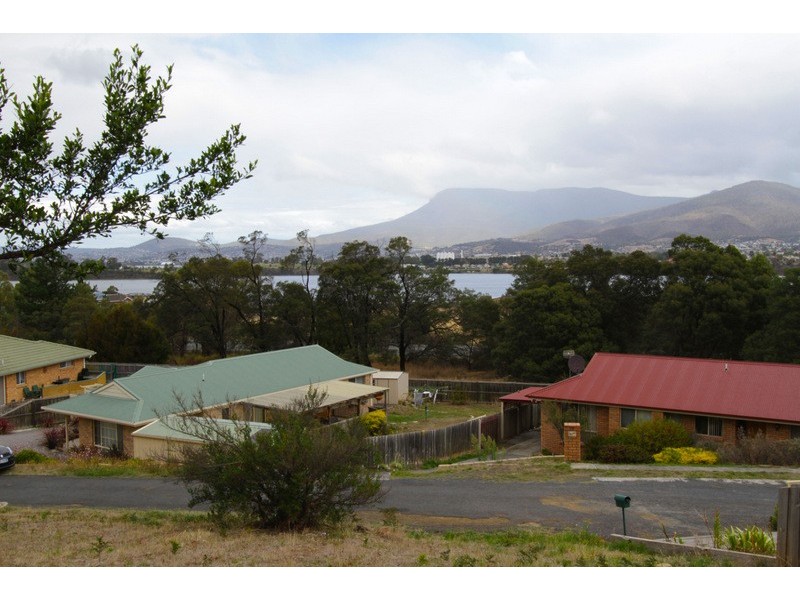 14 Sandstone Place, Old Beach TAS 7017