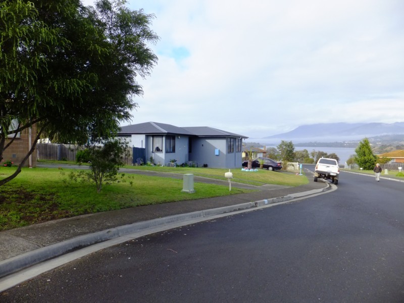 6 Crosby Place, Herdsmans Cove TAS 7030