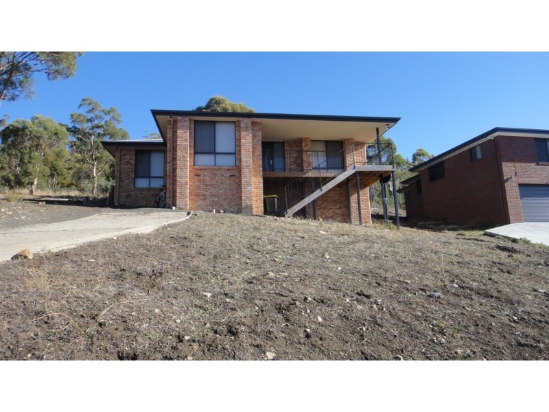 9 Cazaly Drive, Chigwell TAS 7011