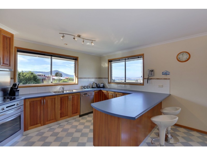 14 Rosanna Court, Claremont TAS 7011