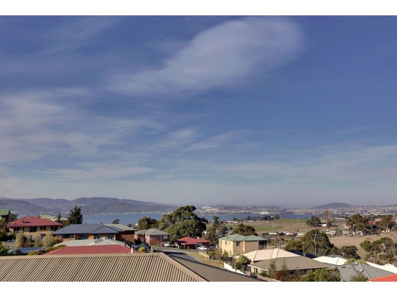 14 Rosanna Court, Claremont TAS 7011