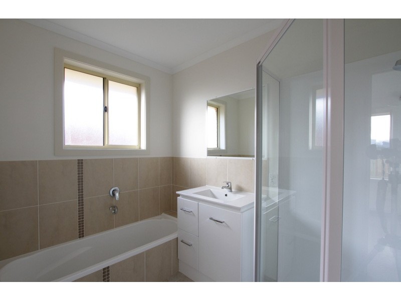 1/11 Peronne Court, Brighton TAS 7030