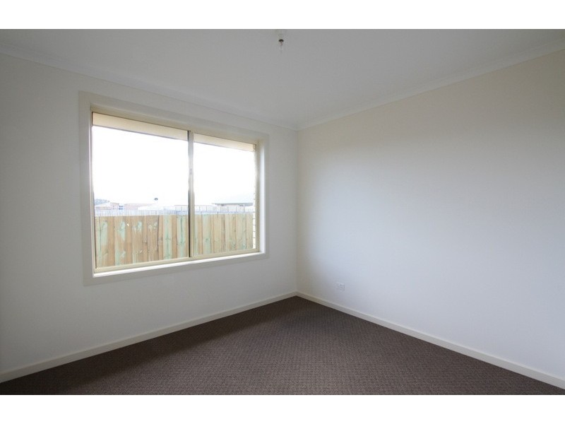 1/11 Peronne Court, Brighton TAS 7030