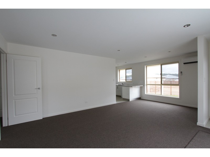 5/11 Peronne Court, Brighton TAS 7030