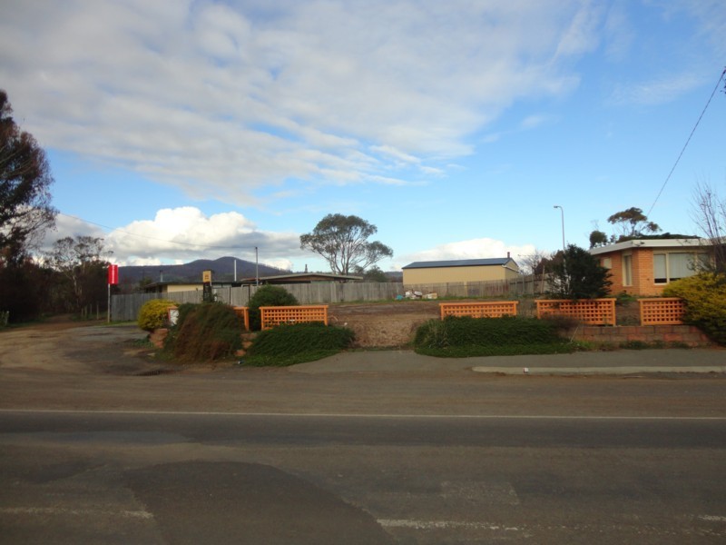 135 Arthur Highway, Dunalley TAS 7177