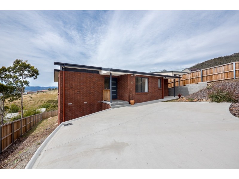 15 Wallcrest Road, Berriedale TAS 7011